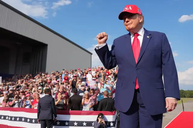 Donald Trump menyampaikan pidato kampanye di Dalton, Georgia, pada 16 Oktober 2026, saat menyinggung nama Mohammad dan kepemimpinan Iran.